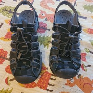 Croft & Burrow hiking/Sport sandal 7.5